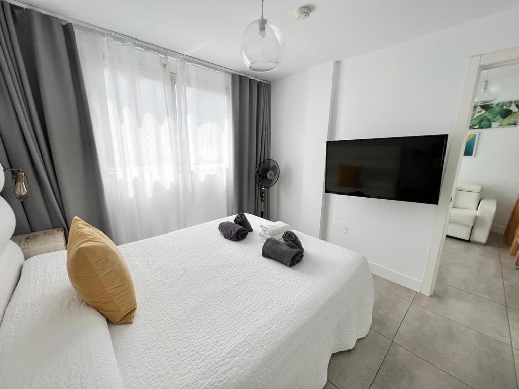 Bristol Sunset Beach Private Apartment كوراليهو المظهر الخارجي الصورة